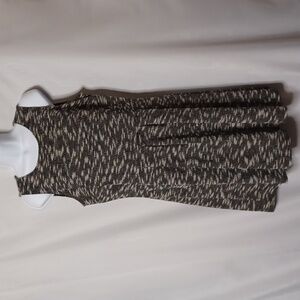 LOFT Women's Black and White Tweed Sleeveless Midi Dress. 12P